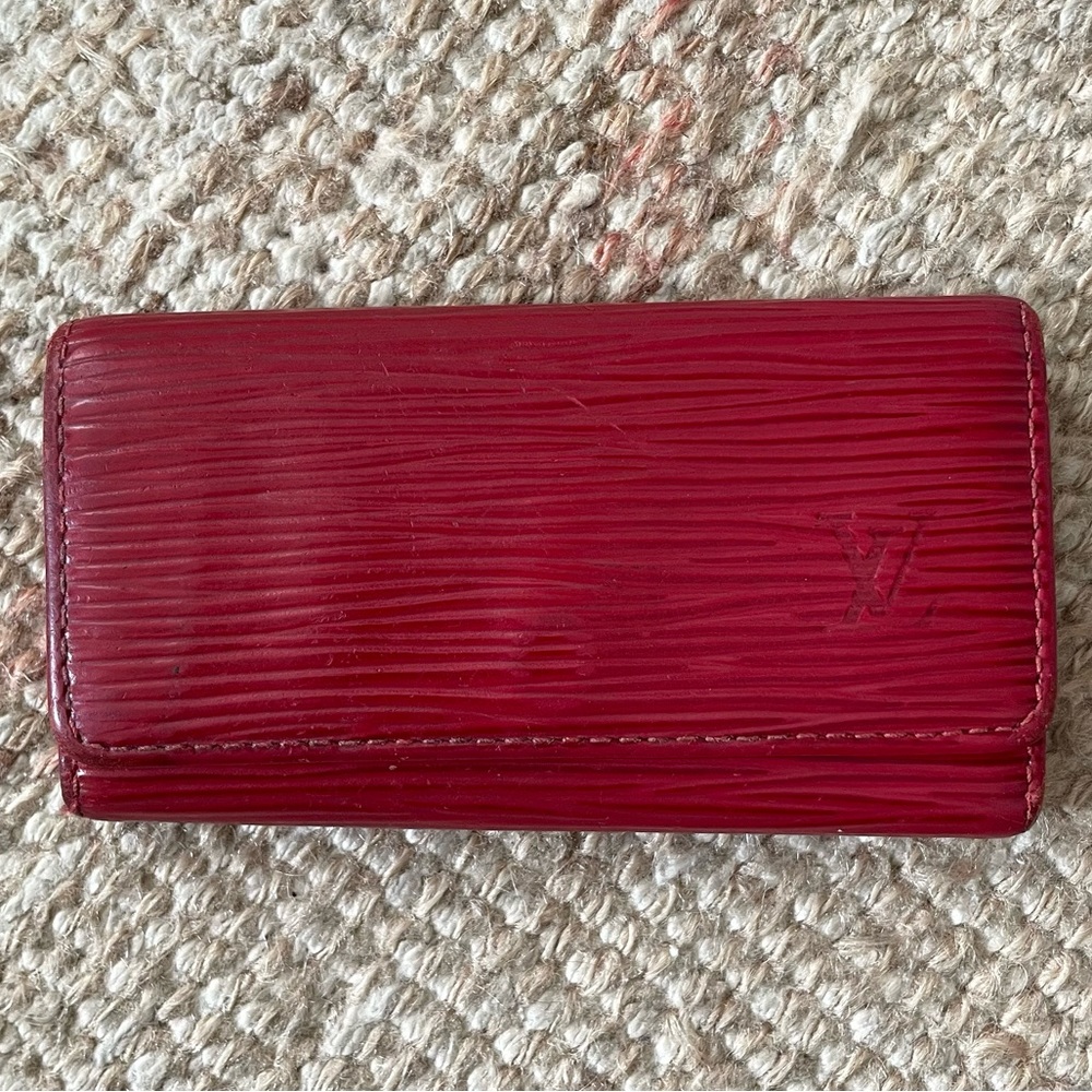 Louis Vuitton epi leather 4 key and card holder LV